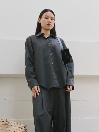 BASIC LONG-SLEEVED  SHIRT