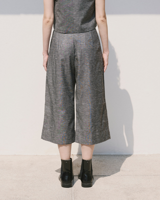 CROPPED WIDE-LEG TROUSERS